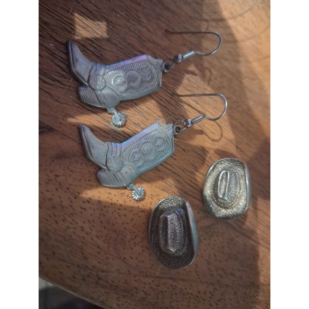 Pair of Southwestern Silvertone Earrings